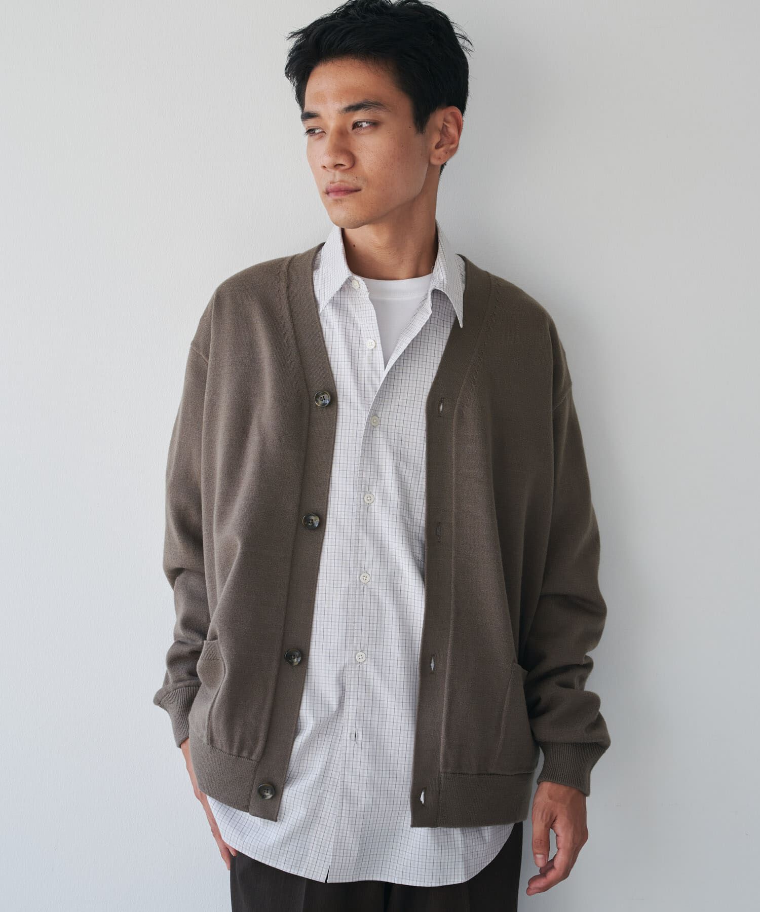 URBAN RESEARCH DOORS「『XLｻｲｽﾞ/WEB限定/仁村紗和さん着用』『UR TECH 200日ﾆｯﾄ』Vﾈｯｸｶｰ」|カーディガン|
