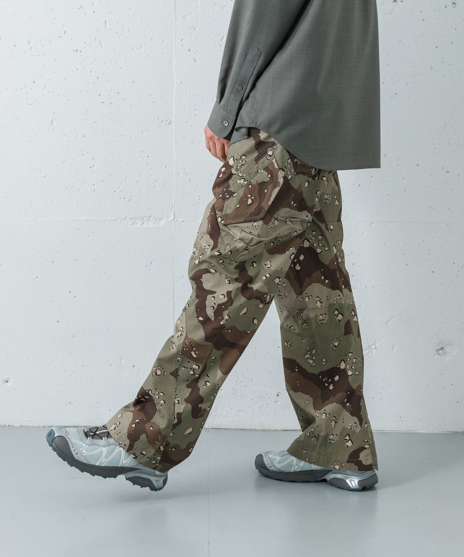 URBAN RESEARCH「URBAN RESEARCH iD　3-D CUTTING CARGO PANTS」|その他|