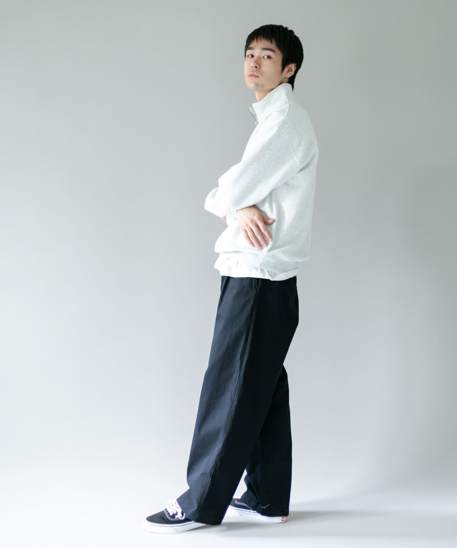 URBAN RESEARCH DOORS「『XLサイズ/WEB限定』『別注』PENNEYS&times;DOORS　THE FOX ハーフジップスウェット」|スウェット・ジャージ|