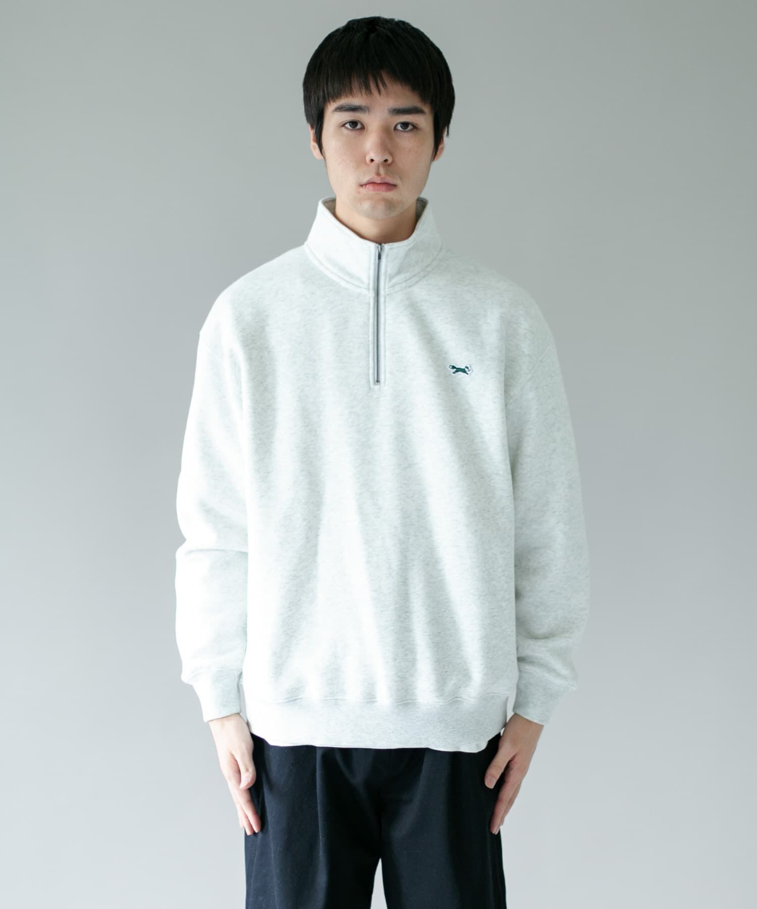 URBAN RESEARCH DOORS「『XLサイズ/WEB限定』『別注』PENNEYS&times;DOORS　THE FOX ハーフジップスウェット」|スウェット・ジャージ|