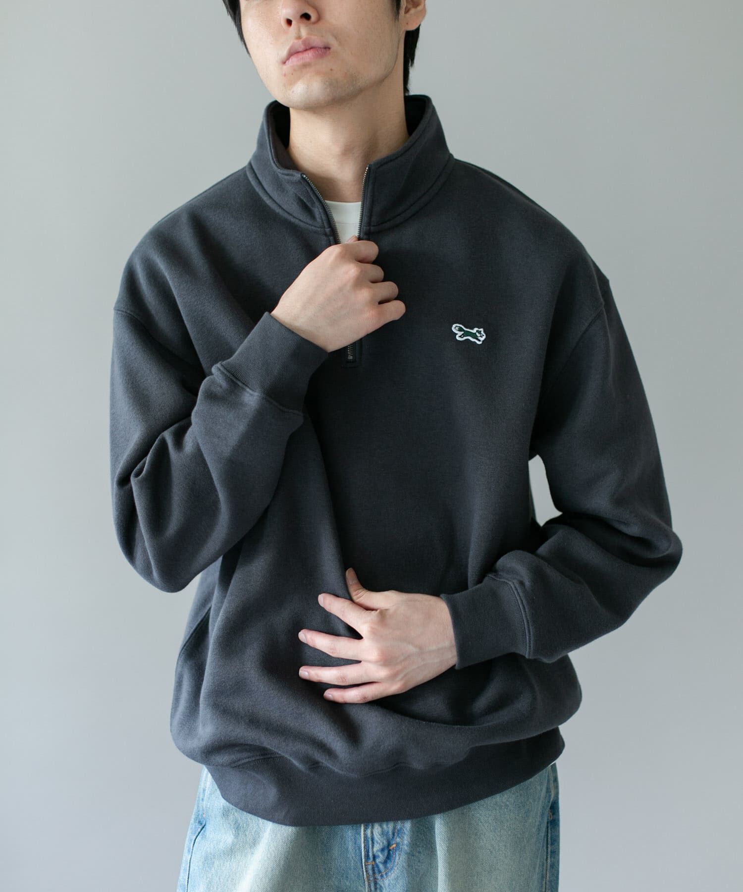 URBAN RESEARCH DOORS「『XLサイズ/WEB限定』『別注』PENNEYS&times;DOORS　THE FOX ハーフジップスウェット」|スウェット・ジャージ|