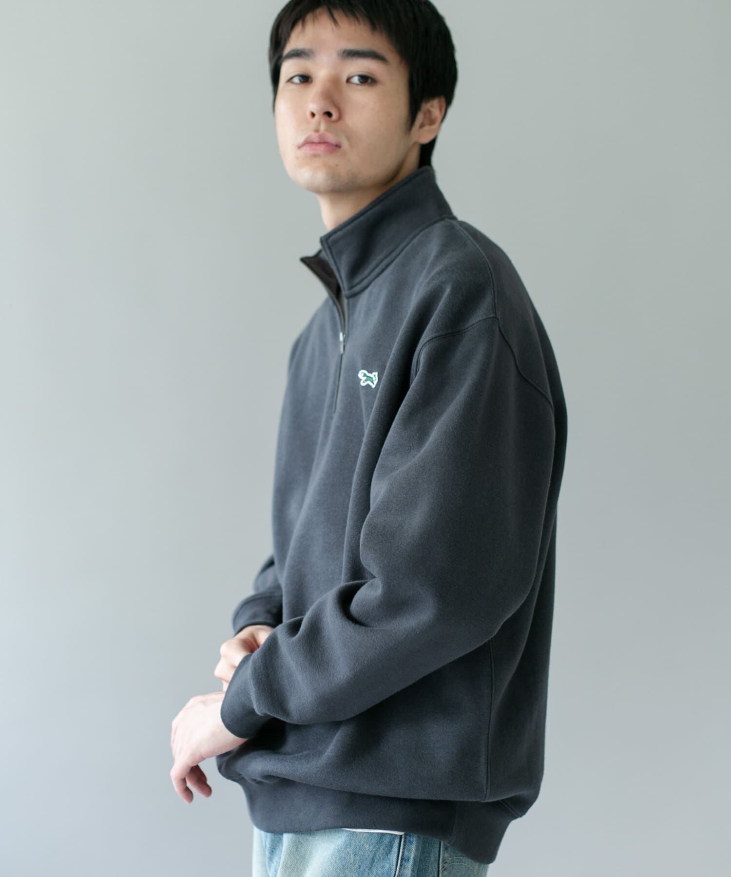 URBAN RESEARCH DOORS「『XLサイズ/WEB限定』『別注』PENNEYS&times;DOORS　THE FOX ハーフジップスウェット」|スウェット・ジャージ|