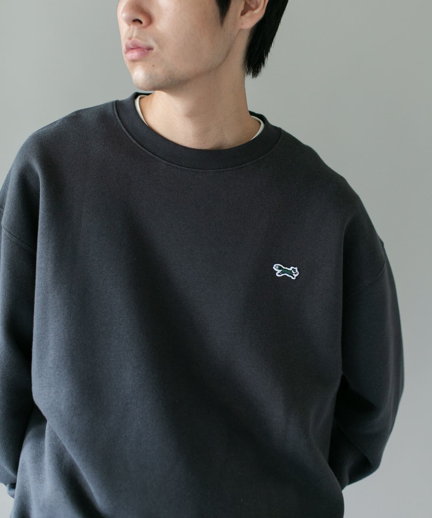 URBAN RESEARCH DOORS「『XLサイズ/WEB限定』『別注』PENNEYS&times;DOORS　THE FOX クルーネックスウェット」|スウェット・ジャージ|