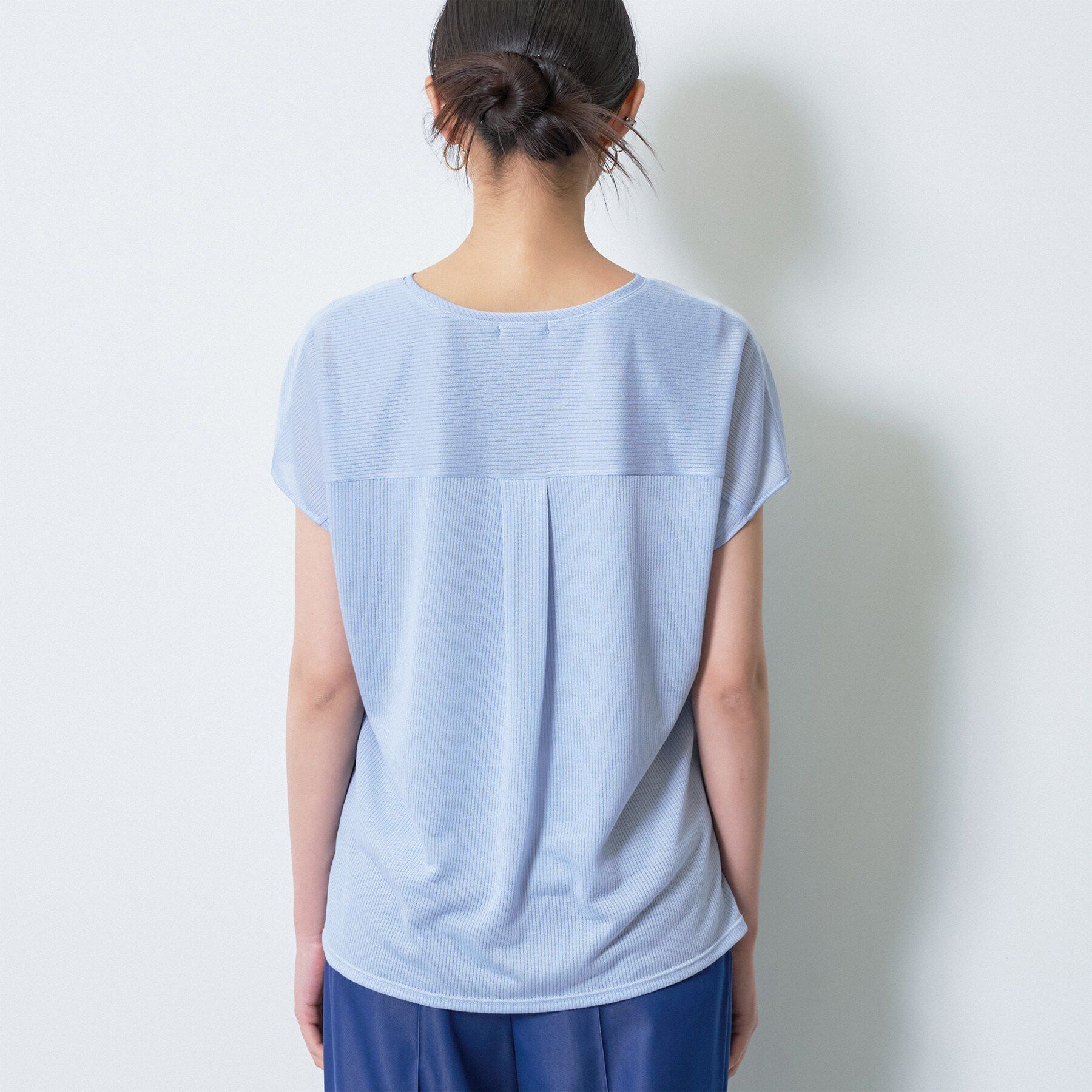 INDIVI「【洗える／アンサンブル可能】シアースストライプトップス」|Tシャツ・カットソー|