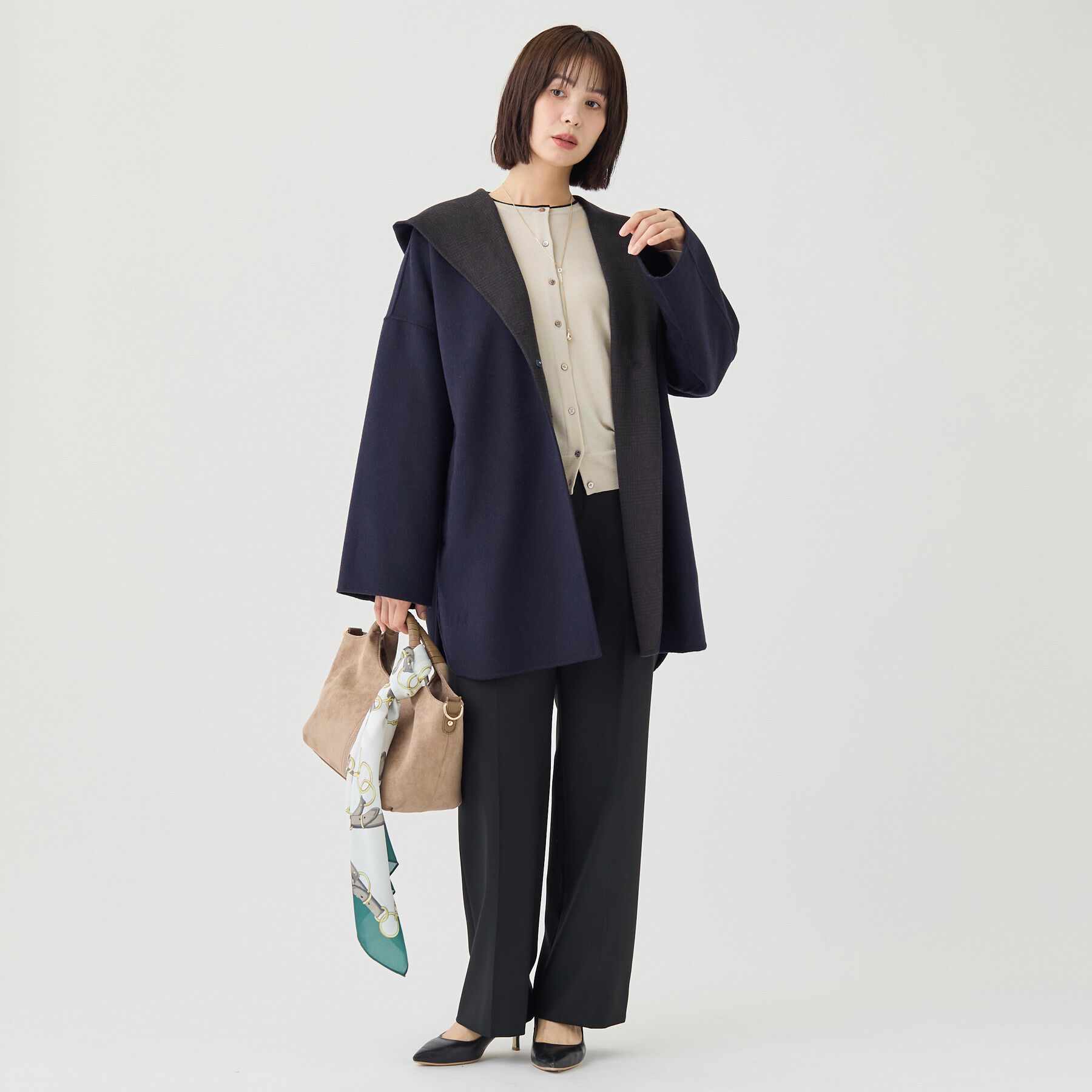 INDIVI「【ウール混／配色／ゆったり】ミドル丈リバーフーディコート」|その他|