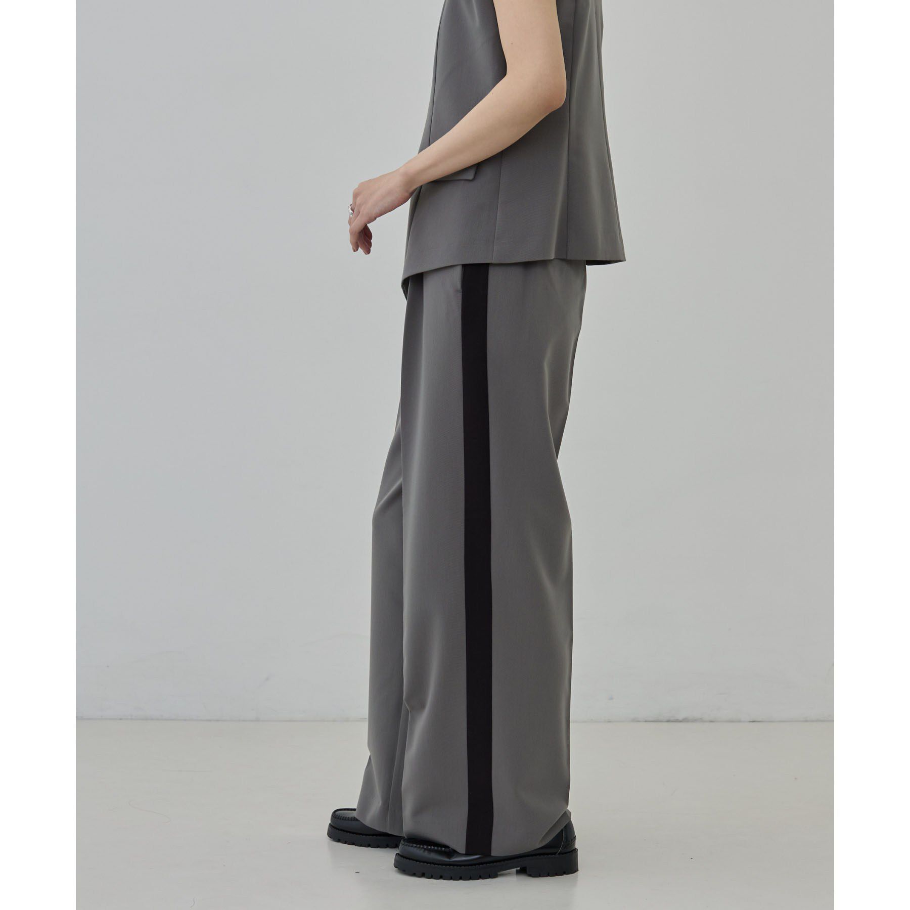 GALLEST「Comfy Slacks｜イージーサイドラインワイドパンツ【LIVE紹介／上枝みどりさん着用／通勤】」|その他|