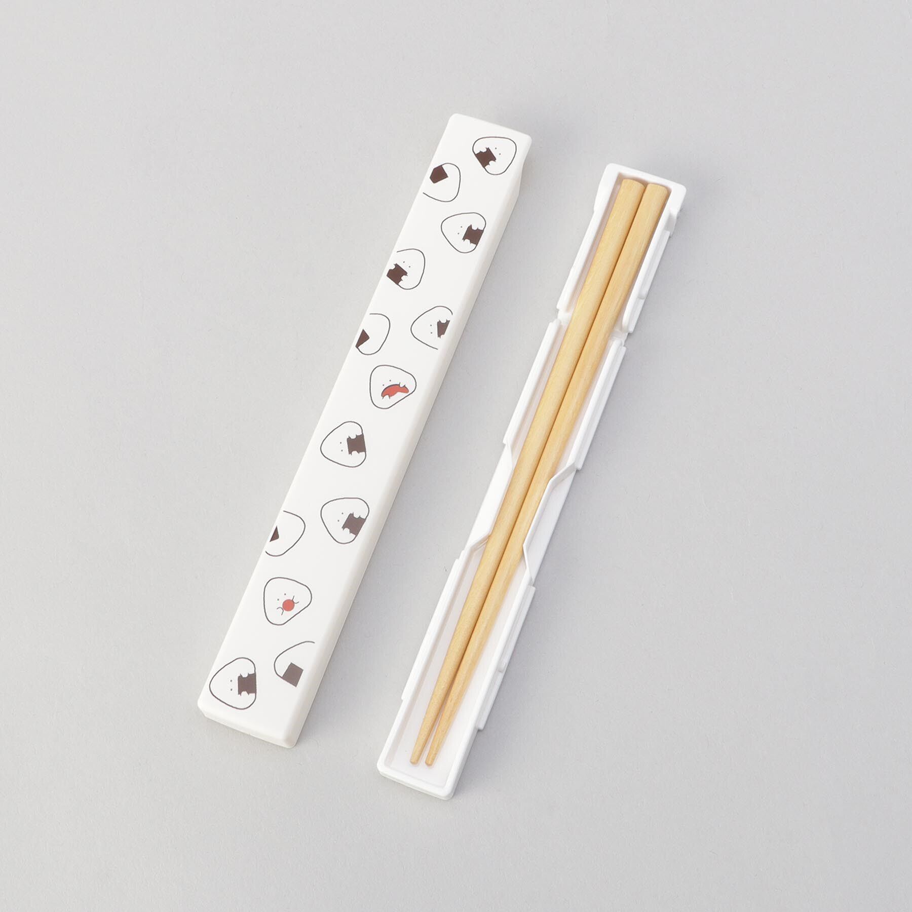 212 KITCHEN STORE「ぎゅっとおにぎりさん 抗菌箸 箸箱セット WH」|食器・キッチングッズ|