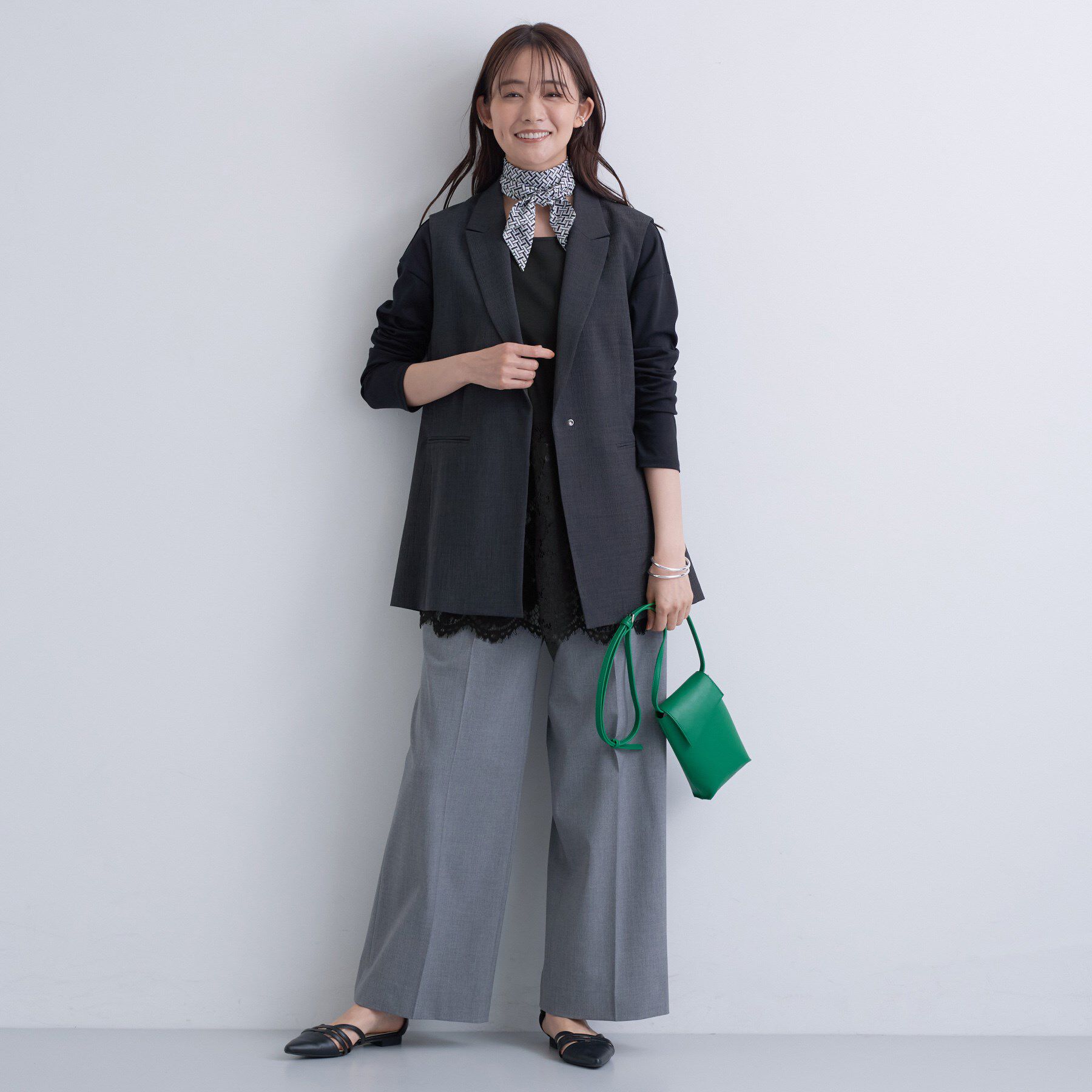 INDIVI「【レイヤードにおすすめ】レース切り替えカットソー」|Tシャツ・カットソー|