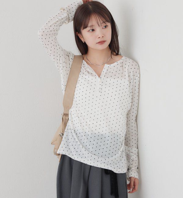  「〈新色ホワイト2〉【インナー使いに優秀アイテム/7色展開】シアーヘンリーロンT」|Tシャツ・カットソー|