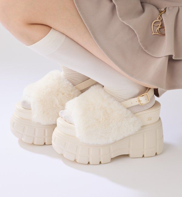 one after another NICE CLAUP「フェイクファー厚底サンダル」|その他|