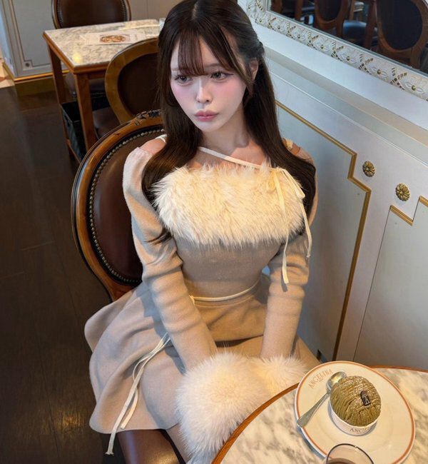 one after another NICE CLAUP「フェイクファーくびれニットミニワンピ【SMサイズ展開】」|ワンピース|