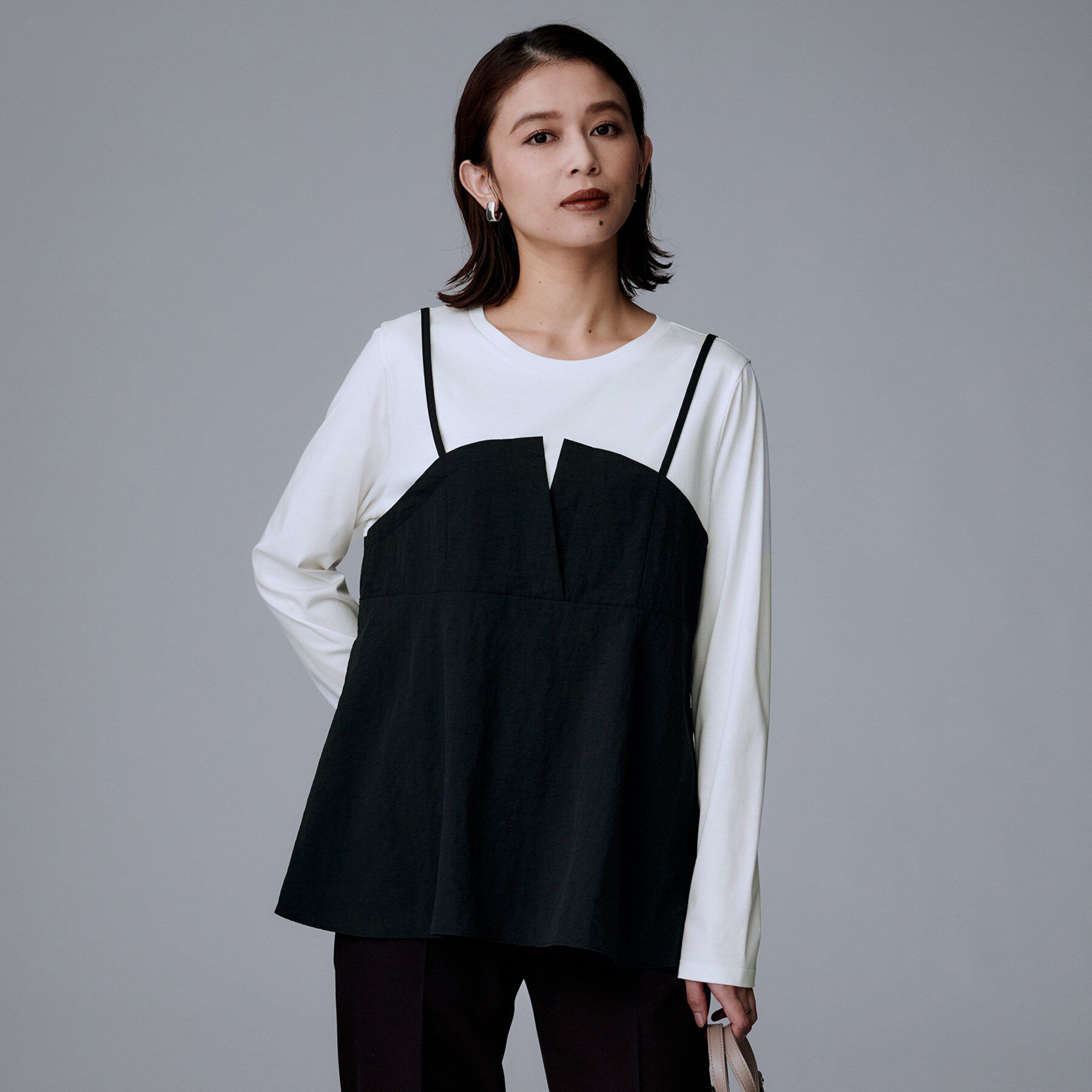 UNTITLED「【洗える/ゆったりシルエット】ビスチェドッキング　プルオーバー」|Tシャツ・カットソー|ブラック(519)