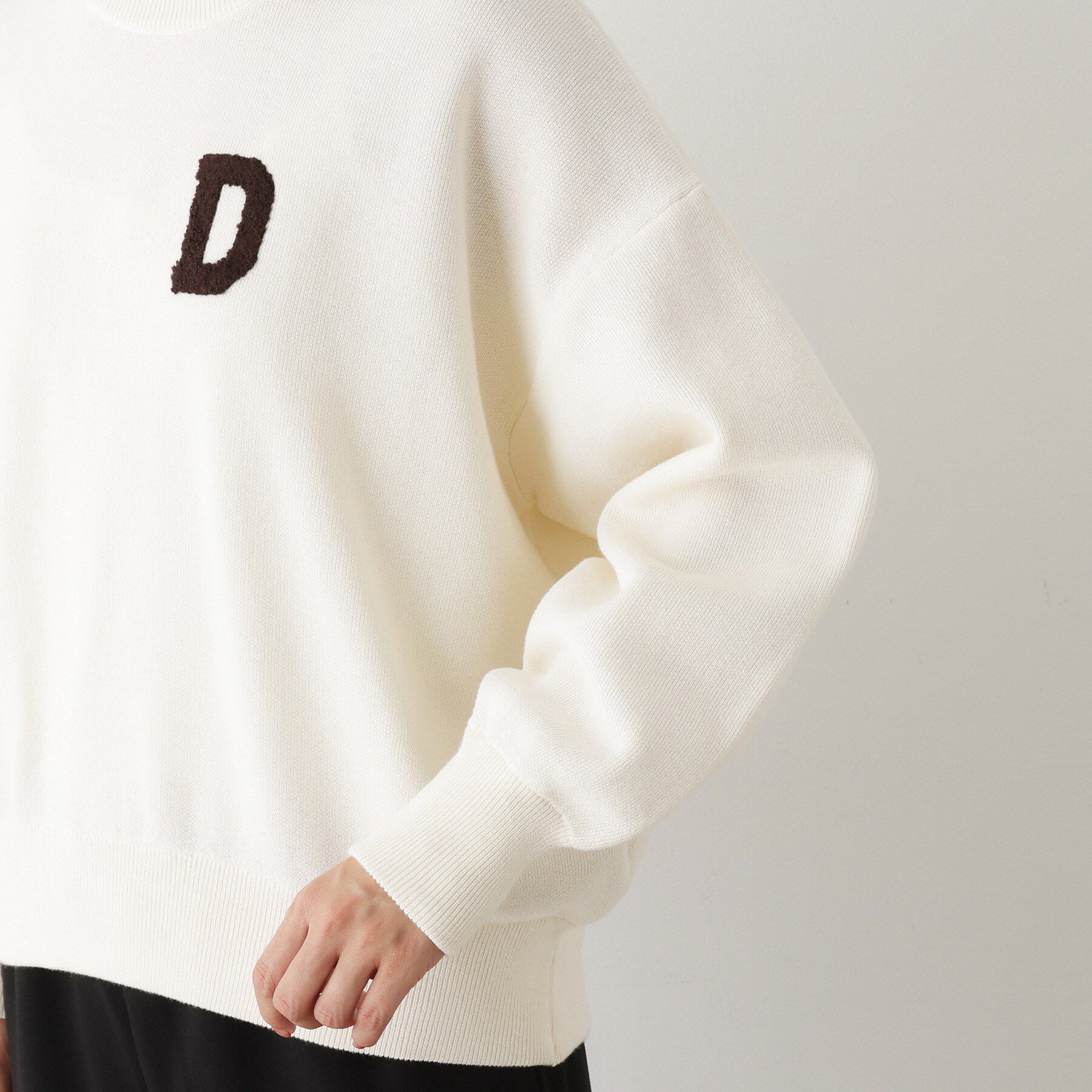Dessin「【洗える】Dサガラ刺繍ワッペン付きニット」|ニット・セーター|