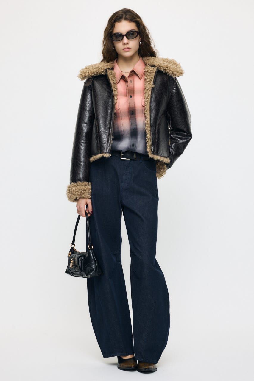 MOUSSY「REVERSIBLE CURLY FUR ジャケット」|ブルゾン・スタジャン|