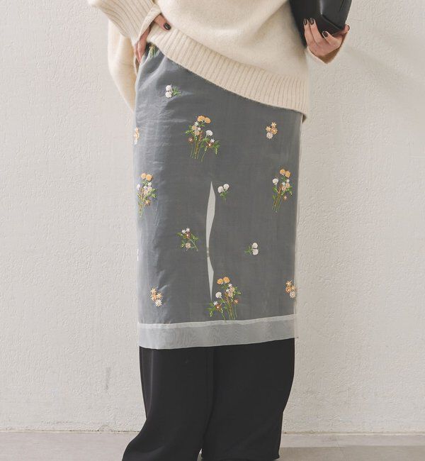  「ビジュー刺繍スカート」|スカート|