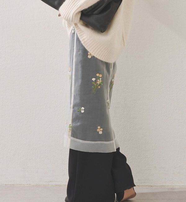  「ビジュー刺繍スカート」|スカート|