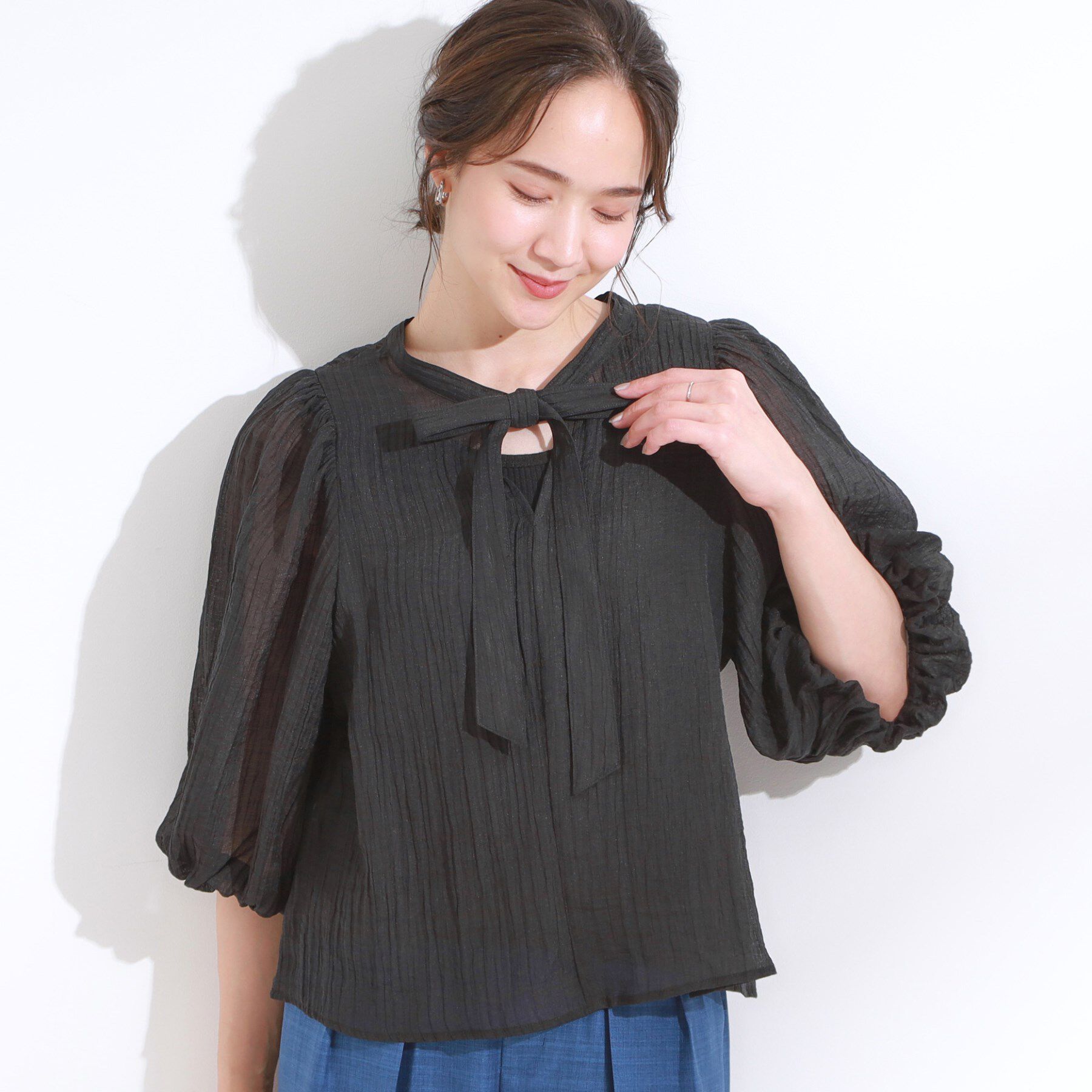 SHOO･LA･RUE「【S-LL/前後2WAY】バルーンスリーブが華やか こなれ見えシアーブラウス」|シャツ・ブラウス|ブラック(019)