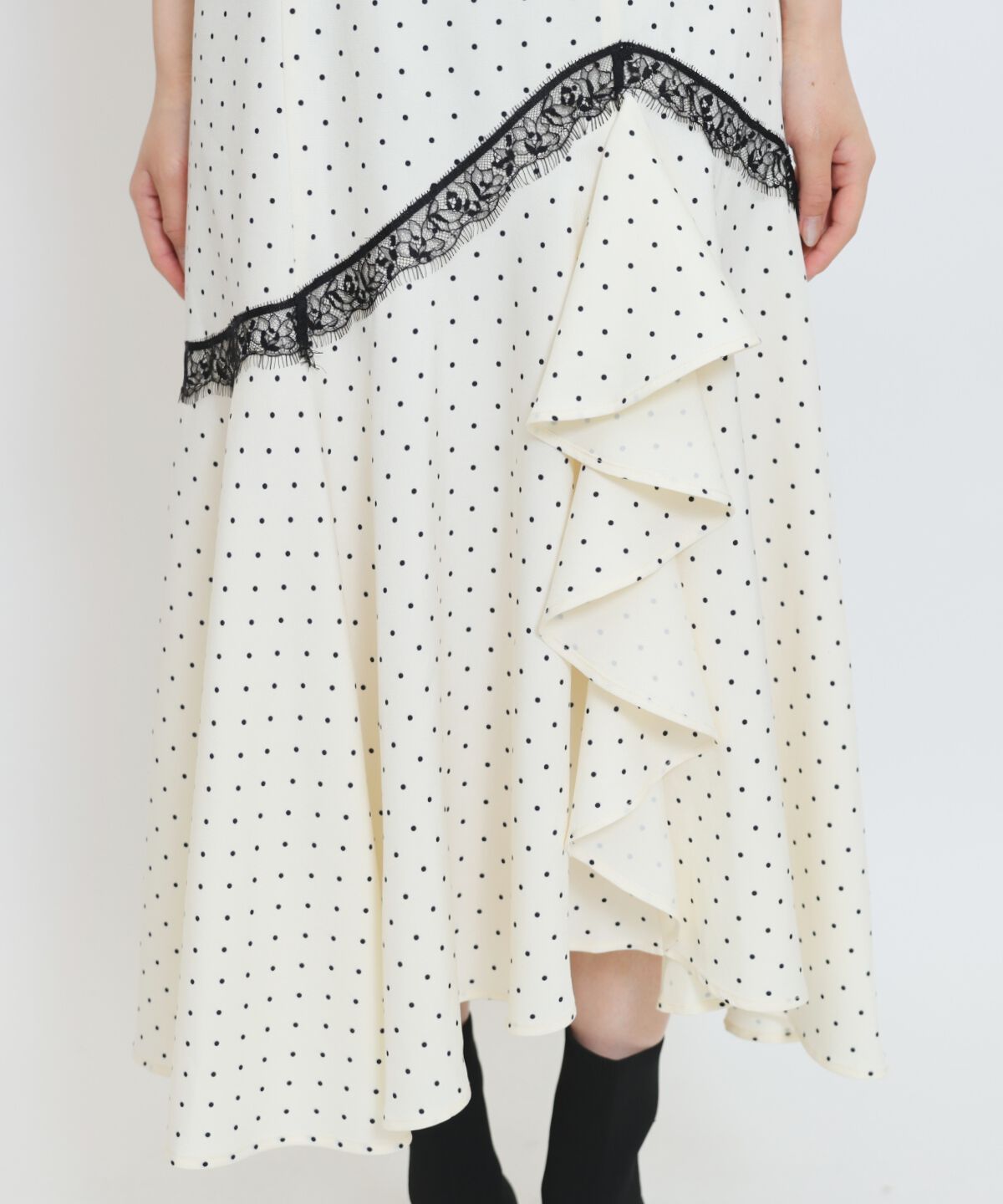 WILLSELECTION「レーストリムラッフルキャミワンピース」|ワンピース|