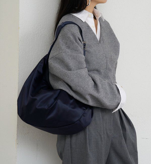  「【撥水】クラウズナイロンラウンドビッグショルダーバッグ」|ショルダー・メッセンジャー|