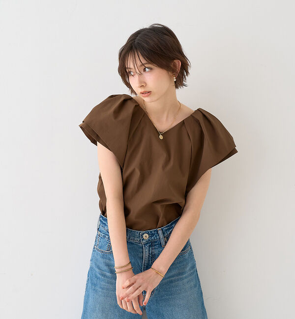 Rouge vif「【一部店舗限定】Vネックボリュームスリーブブラウス」|シャツ・ブラウス|