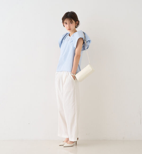 Rouge vif「【一部店舗限定】Vネックボリュームスリーブブラウス」|シャツ・ブラウス|