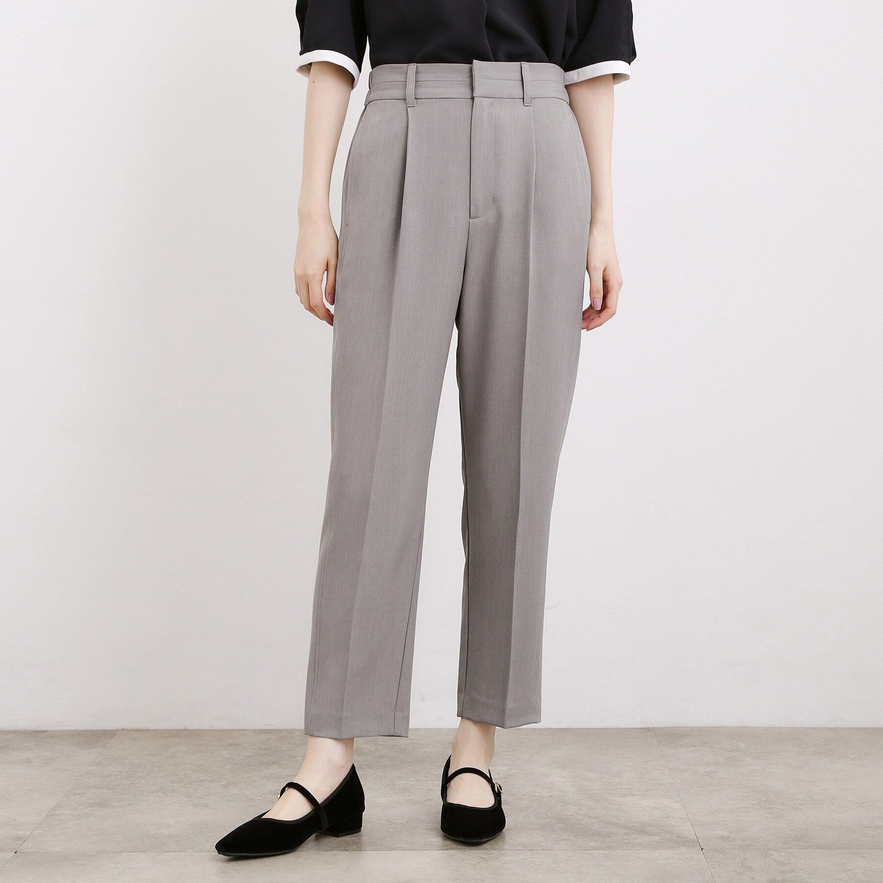 grove「【防しわ/S-3L】美しいシルエットが続く テーパードパンツ」|その他|