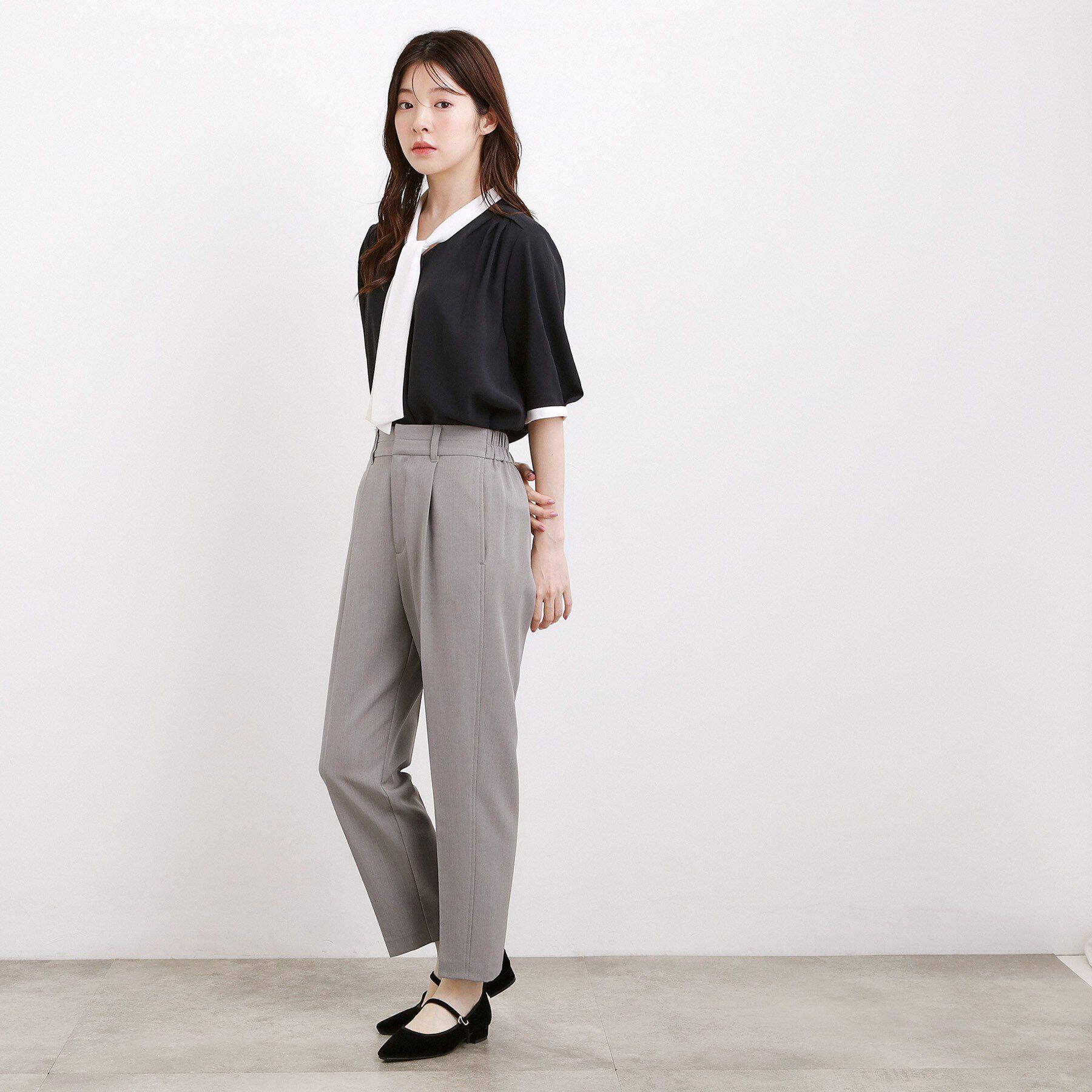 grove「【防しわ/S-3L】美しいシルエットが続く テーパードパンツ」|その他|