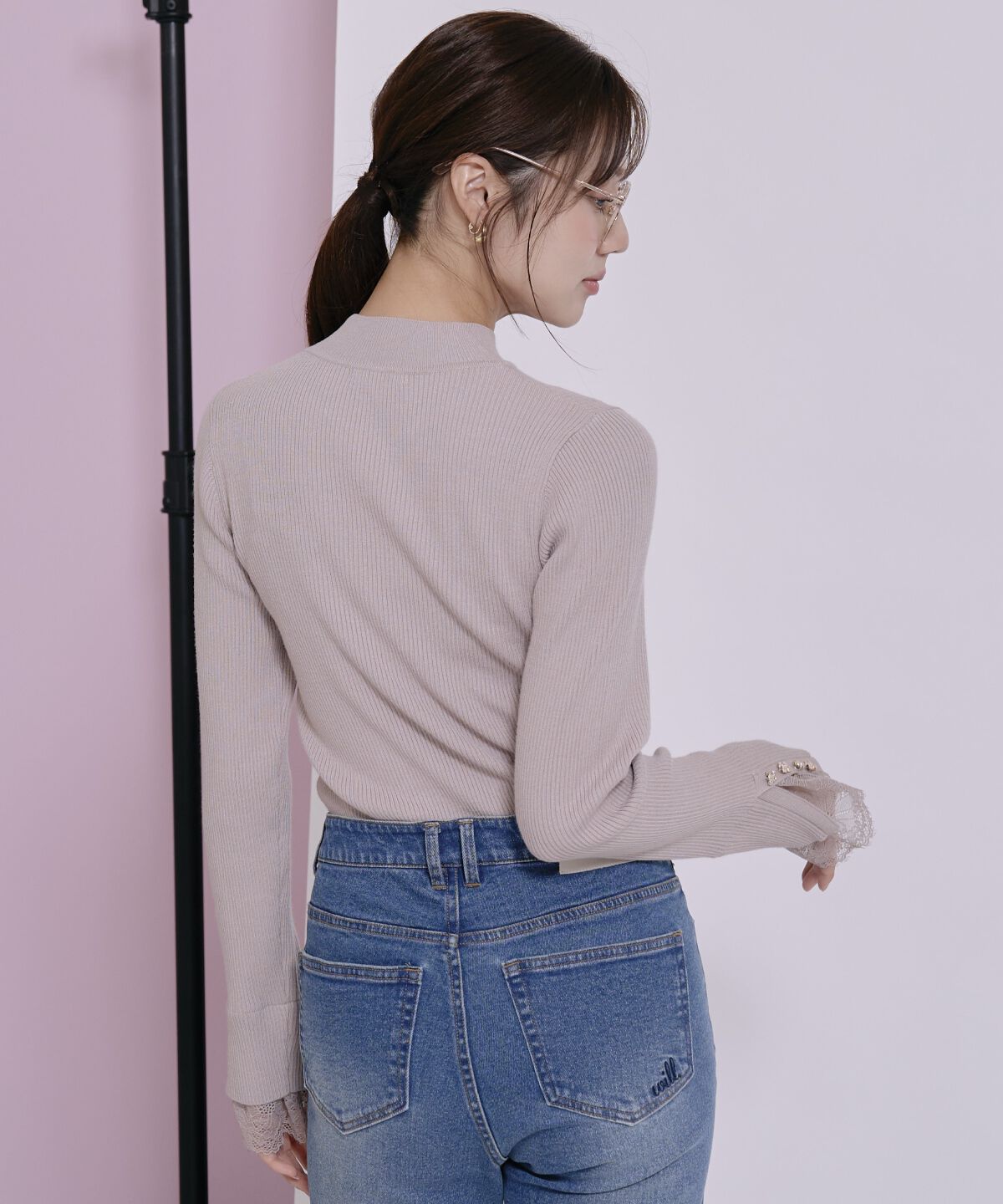 WILLSELECTION「袖口レースメタル調ボタンハイネックリブニット」|ニット・セーター|