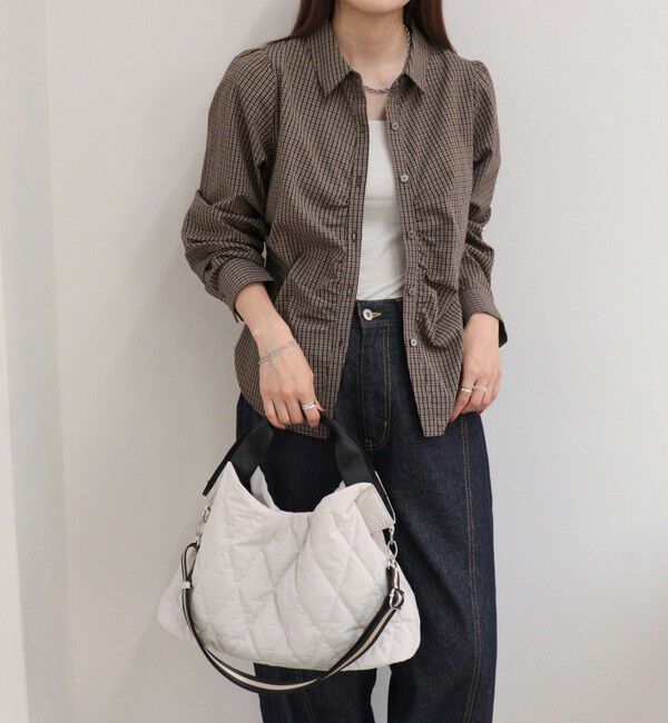 fredy emue「《A4サイズ対応/大容量/軽量》テープハンドル撥水ナイロンキルトバッグ」|ショルダー・メッセンジャー|