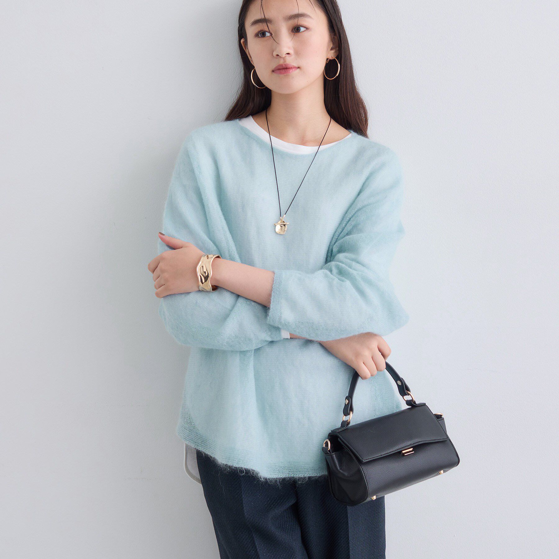 INDIVI「【キッドモヘヤ素材】ラウンドヘムニット」|ニット・セーター|