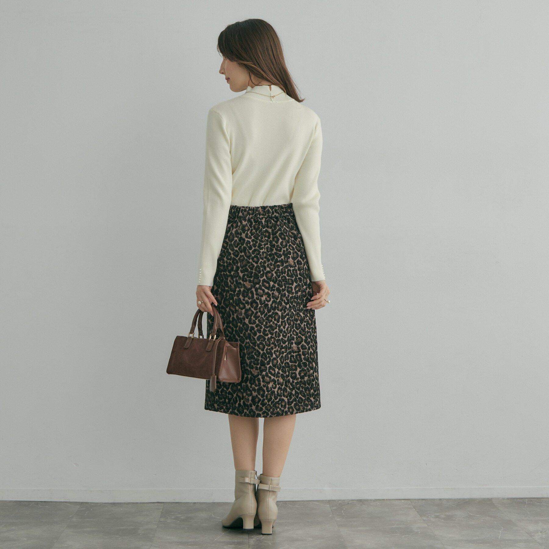 Couture broach「【大人フェミニンのBASIC】パール調リブニット【吸湿発熱・静電気防止・抗菌防臭・洗濯機可】」|ニット・セーター|