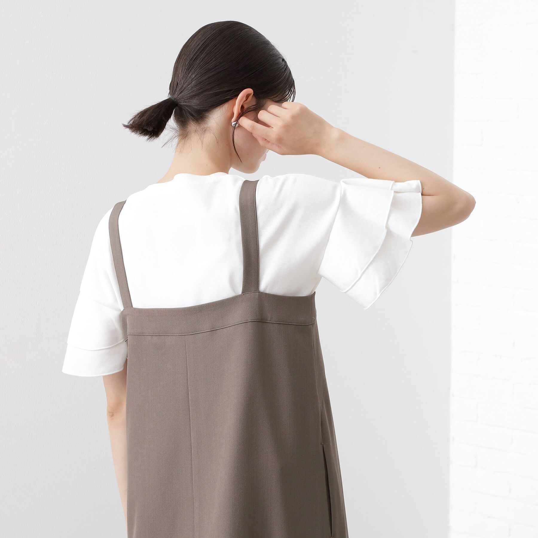 THE SHOP TK「【汗染み防止】袖フリルTシャツ【UVカット/洗濯機OK】」|Tシャツ・カットソー|