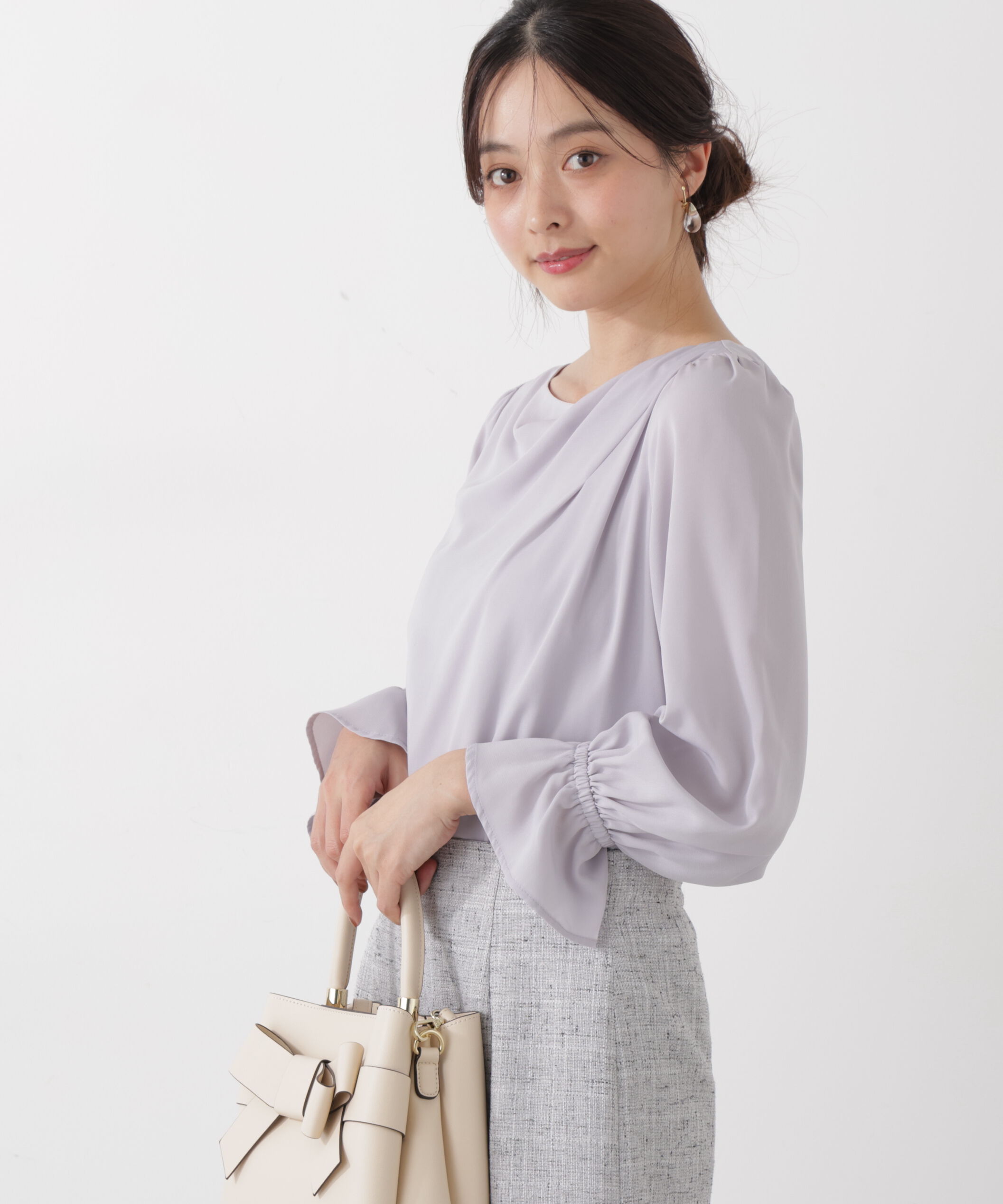 PROPORTION BODY DRESSING「＜ウォッシャブル＞キャンディースリーブニュアンスブラウス 25AW」|シャツ・ブラウス|