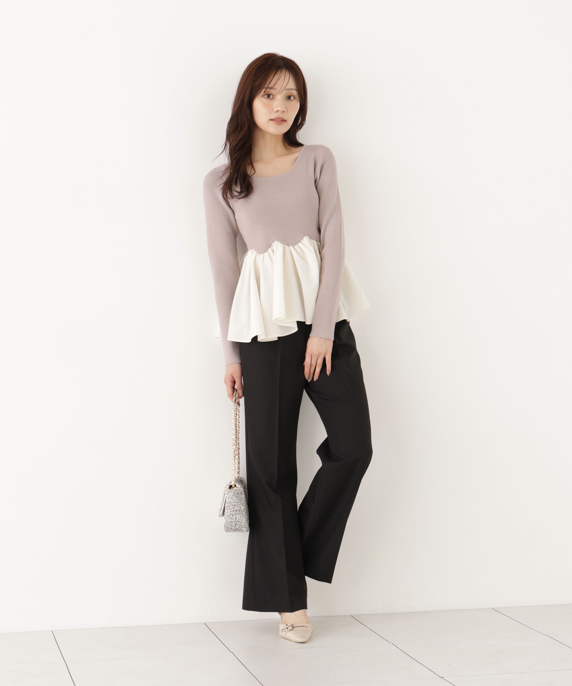  「＜a/mie＞チューリップペプラムヘムニット 26AW」|ニット・セーター|