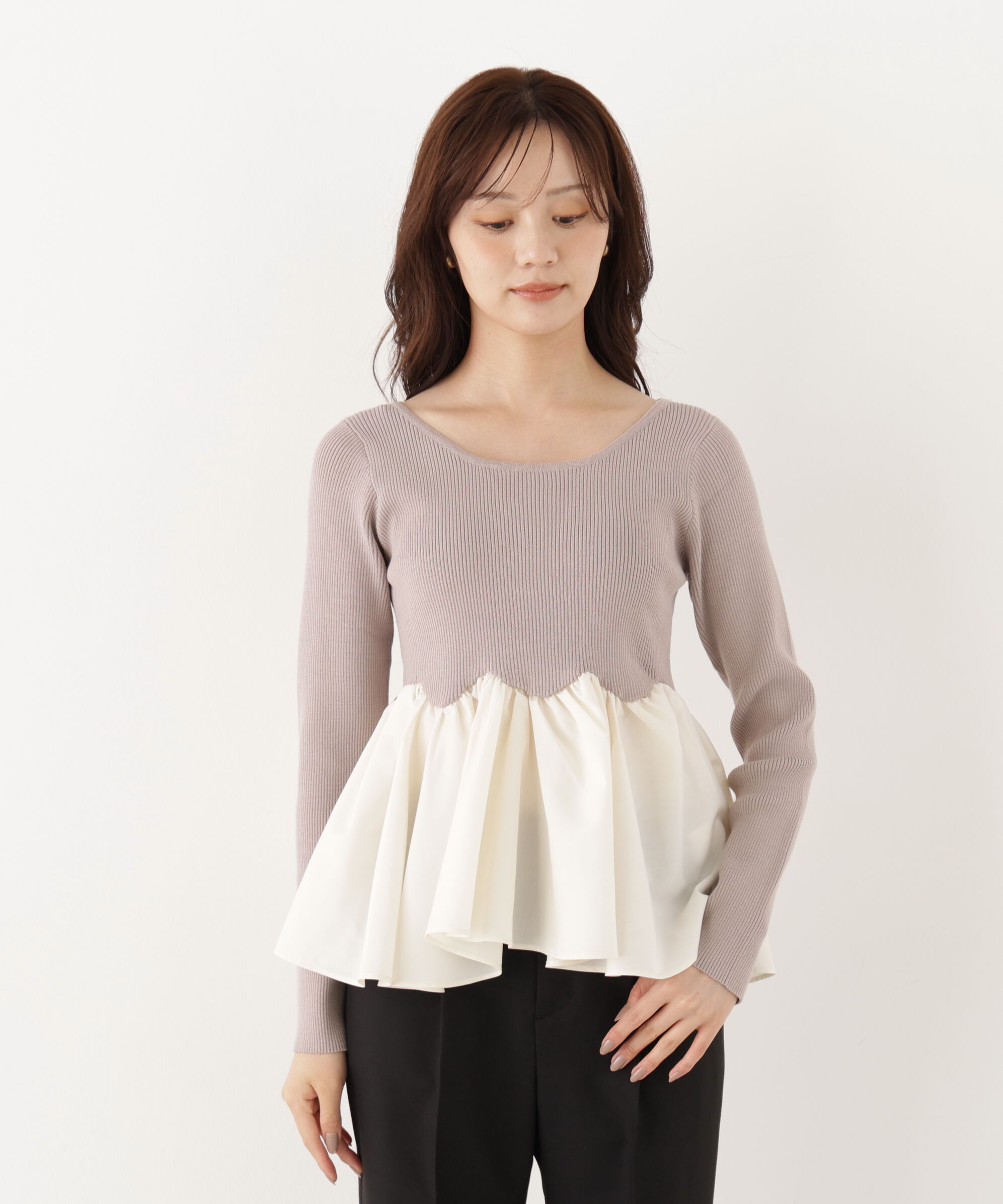  「＜a/mie＞チューリップペプラムヘムニット 26AW」|ニット・セーター|