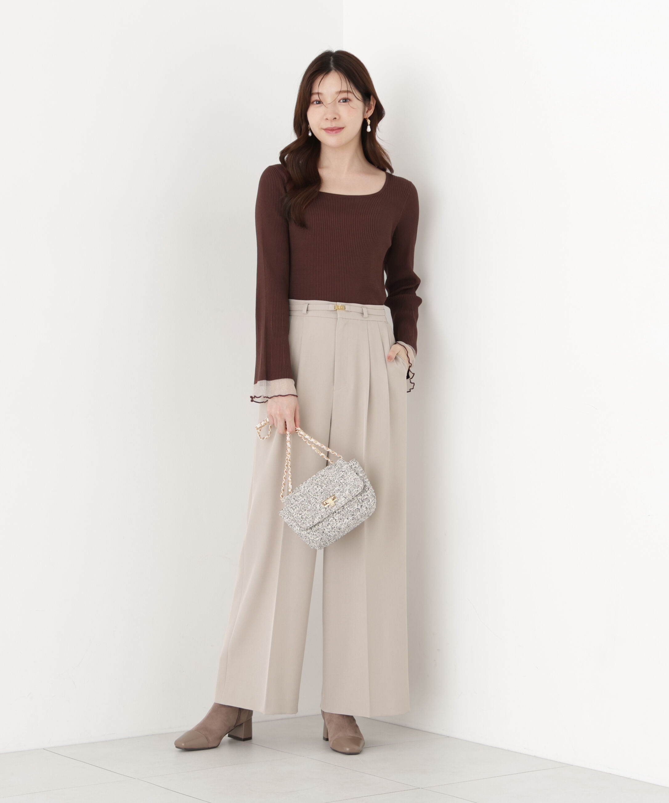 PROPORTION BODY DRESSING「スクエア部分シアーニット 26AW」|ニット・セーター|