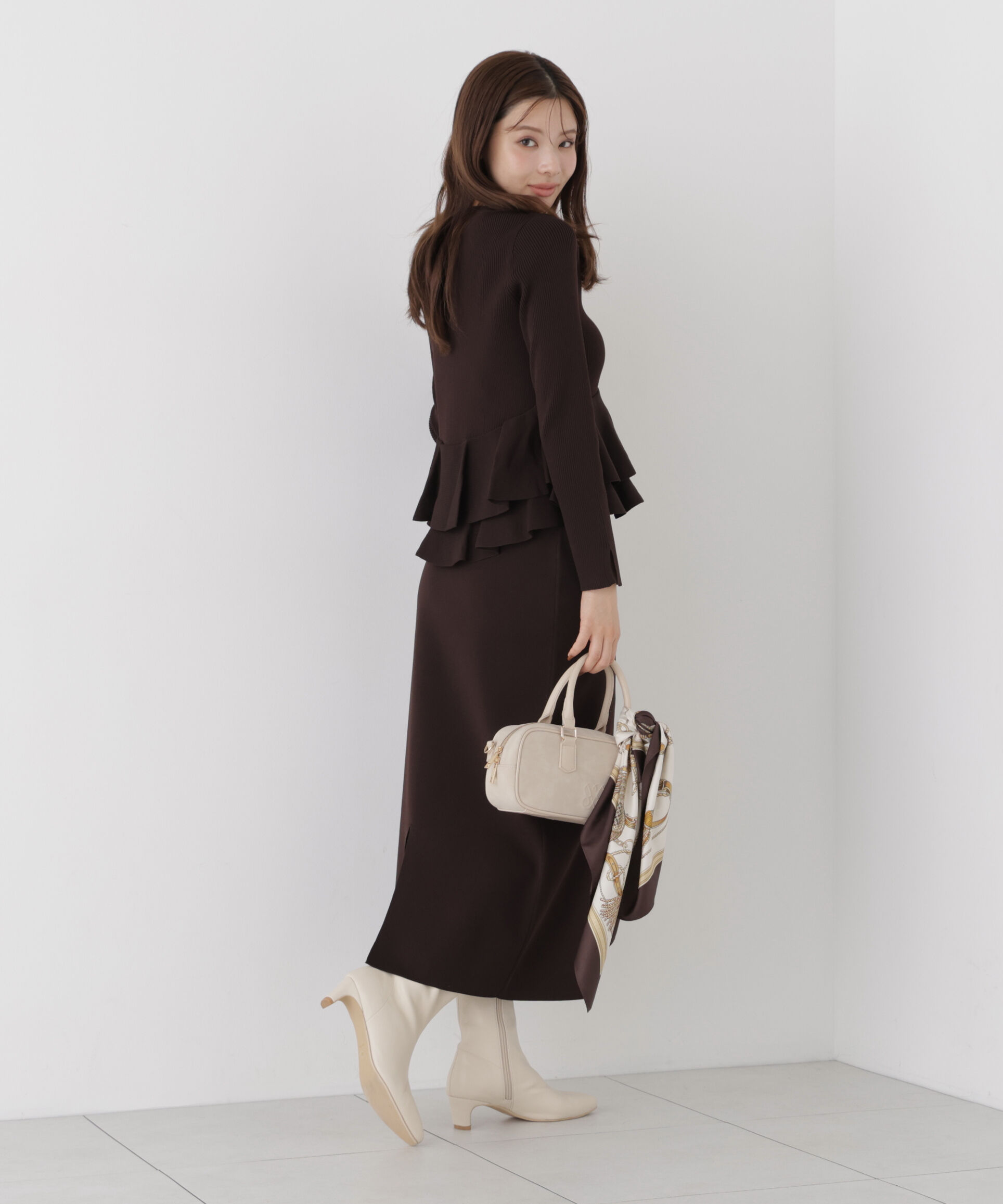 PROPORTION BODY DRESSING「変形ペプラムニットセットアップ 26AW」|ワンピース|