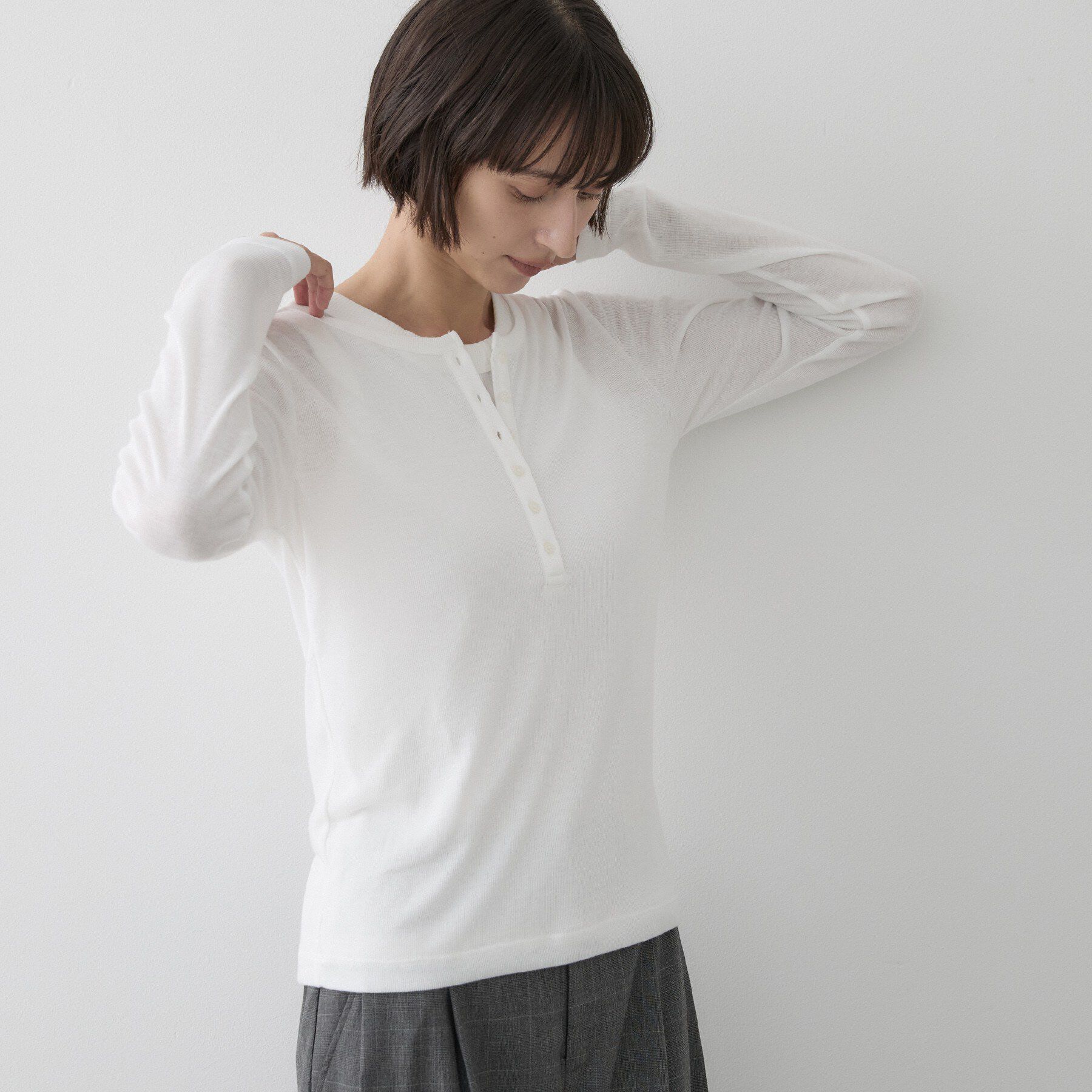 Dessin「【店頭人気/洗濯機OK/秋インナー】シアーテレコヘンリーネックプルオーバー」|Tシャツ・カットソー|