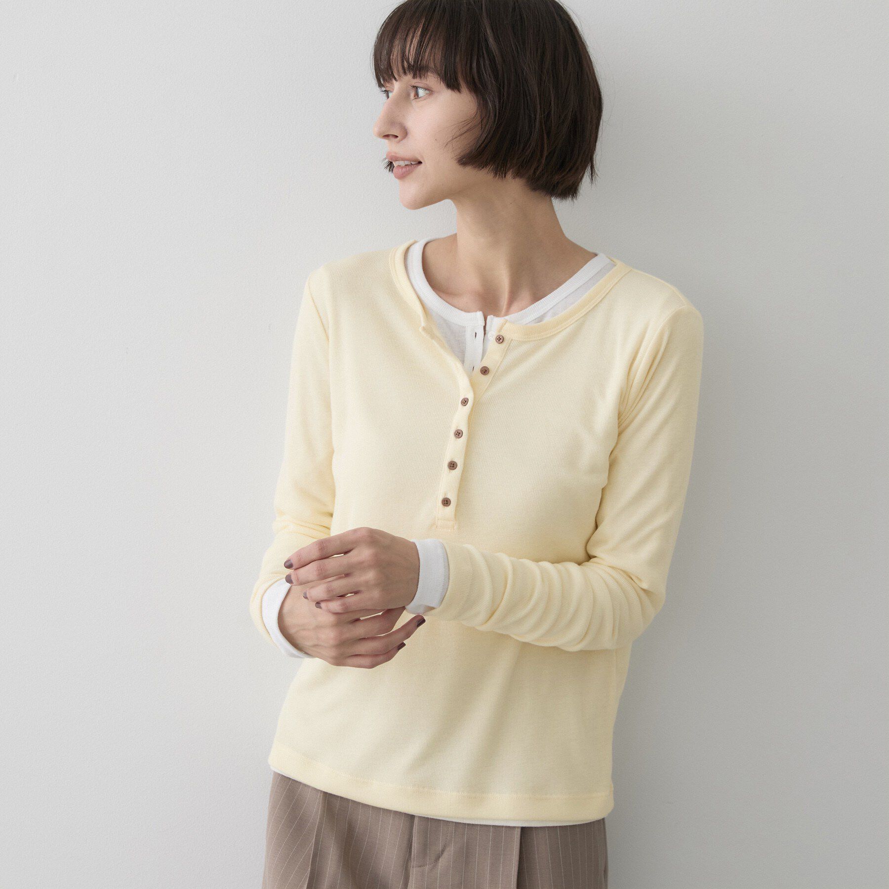 Dessin「【店頭人気/洗濯機OK/秋インナー】シアーテレコヘンリーネックプルオーバー」|Tシャツ・カットソー|