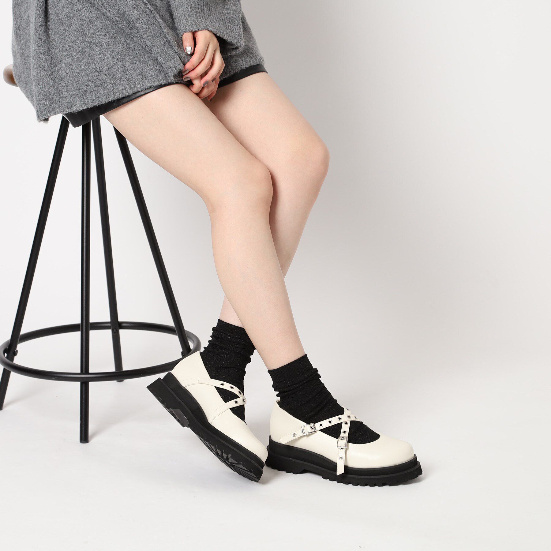 ESPERANZA「グロメットクロスストラップスニーカー」|スニーカー|