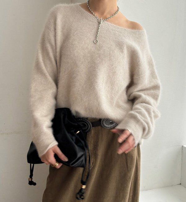  「【ふんわり柔らかな肌触り】ファーカシミヤボートネックプルオーバー」|ニット・セーター|