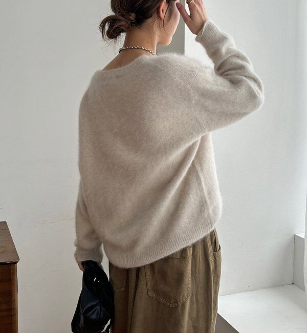  「【ふんわり柔らかな肌触り】ファーカシミヤボートネックプルオーバー」|ニット・セーター|