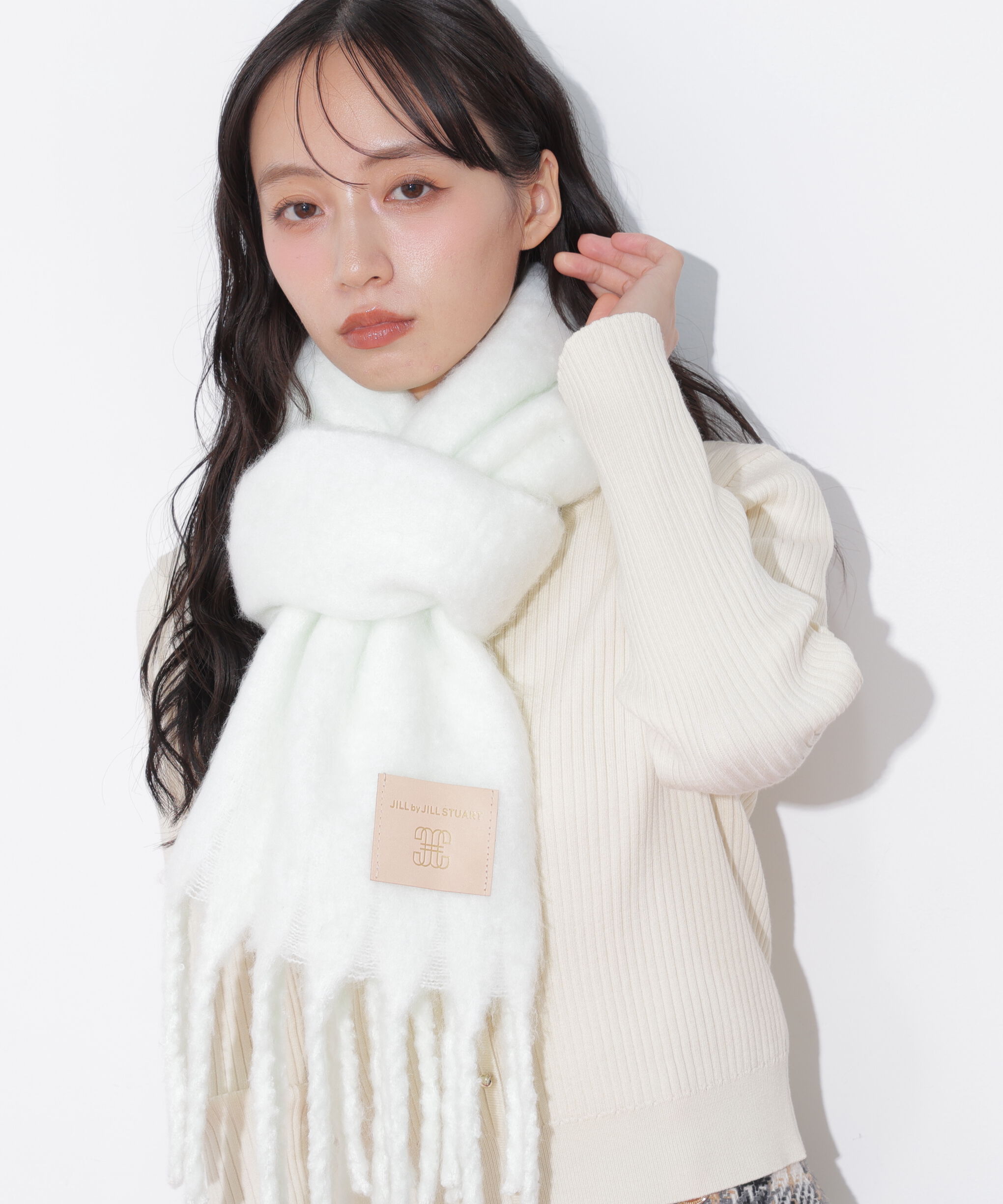  「レザータグループヤーンフラッフィーストール／マフラー」|バンダナ・スカーフ|