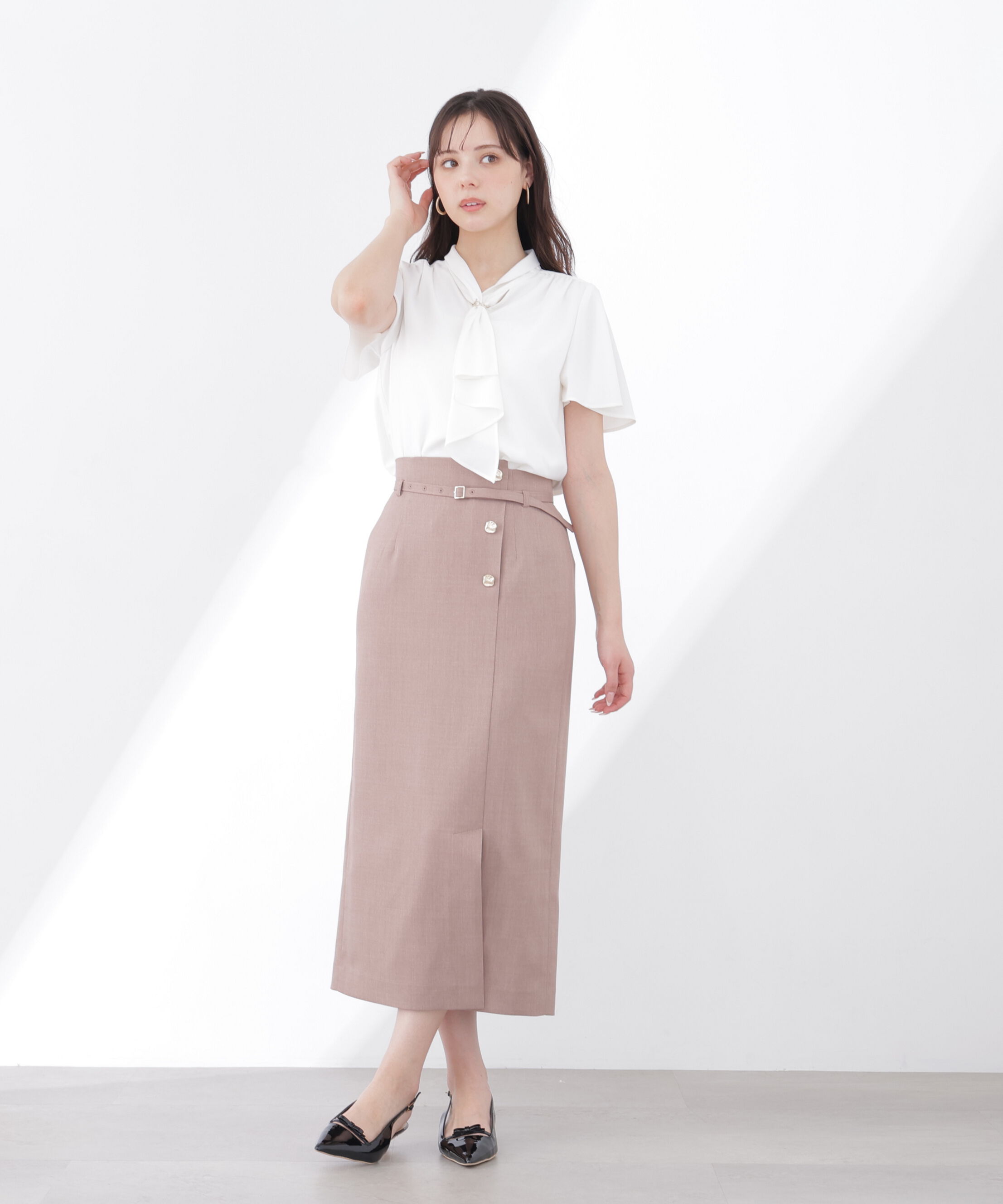 PROPORTION BODY DRESSING「チェーン付きフリルタイブラウス」|シャツ・ブラウス|