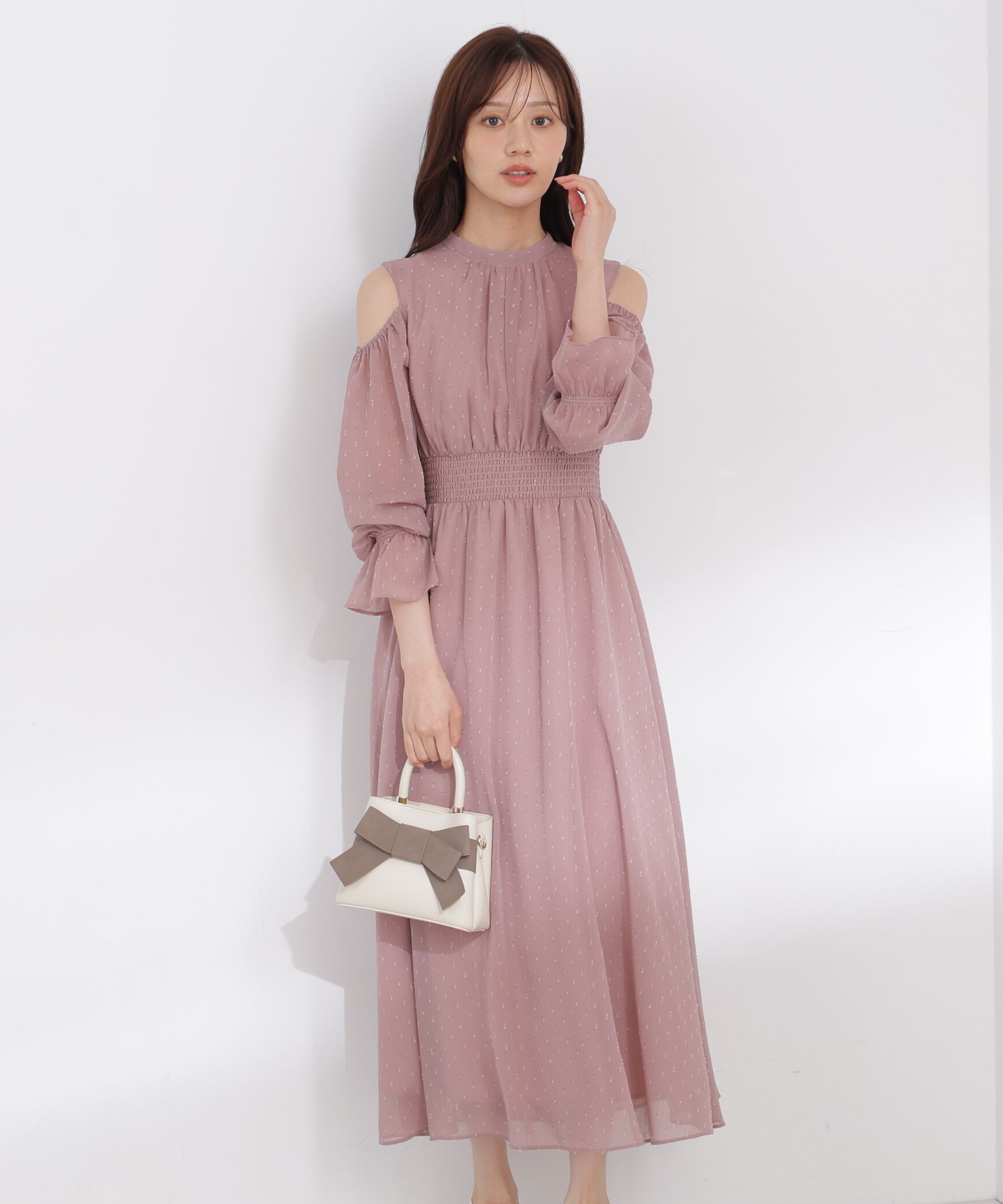 PROPORTION BODY DRESSING「オープンショルダーワンピース」|ワンピース|モカピンク1