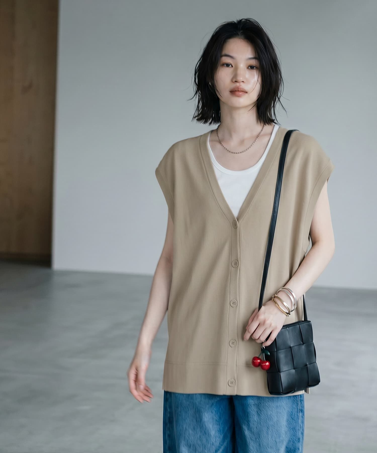 STYLE DELI「【BLK001】レーヨンポリＶネックオーバーサイズベスト」|ベスト・ジレ|