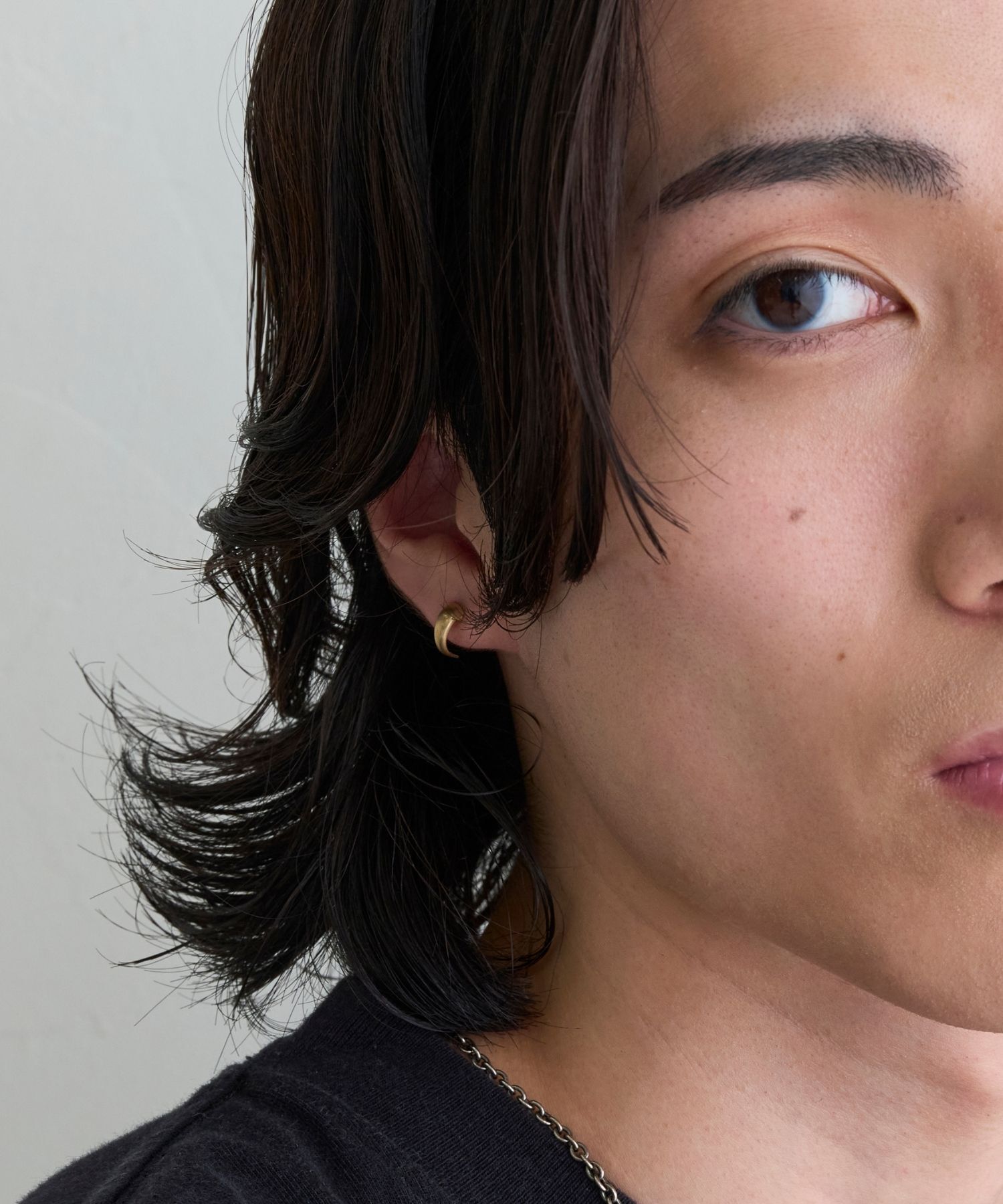 JUPITER「【K10】クレセントフープピアス/ユニセックス/マットゴールド」|ピアス|