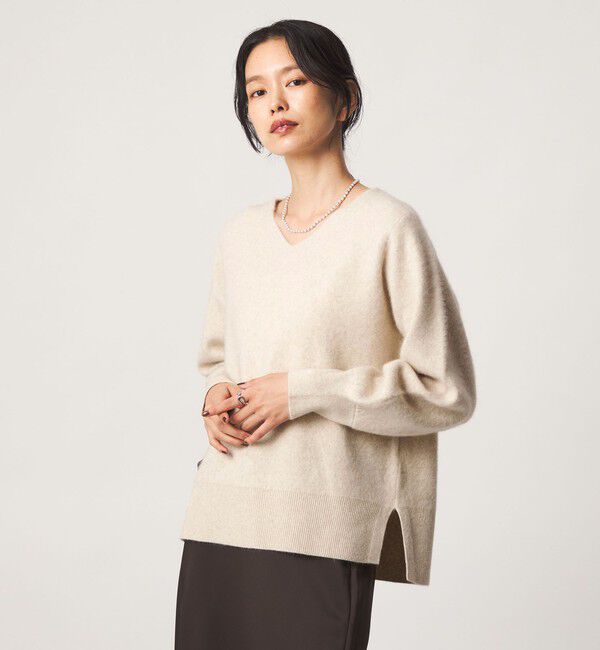 UNITED ARROWS green label relaxing「FOXブレンド フォルム Vネック ニット」|ニット・セーター|OFF WHITE
