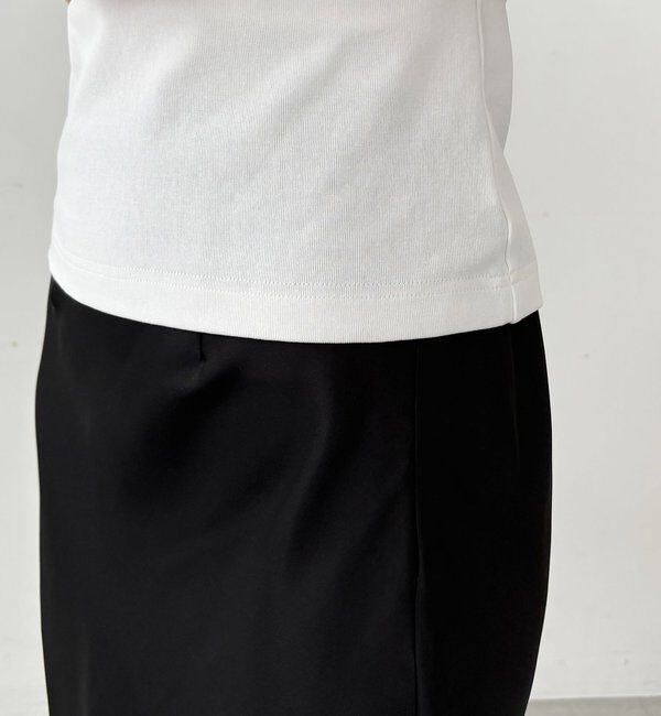  「【Tシャツが苦手な方にも◎】1ポイントボートネックTシャツ」|Tシャツ・カットソー|