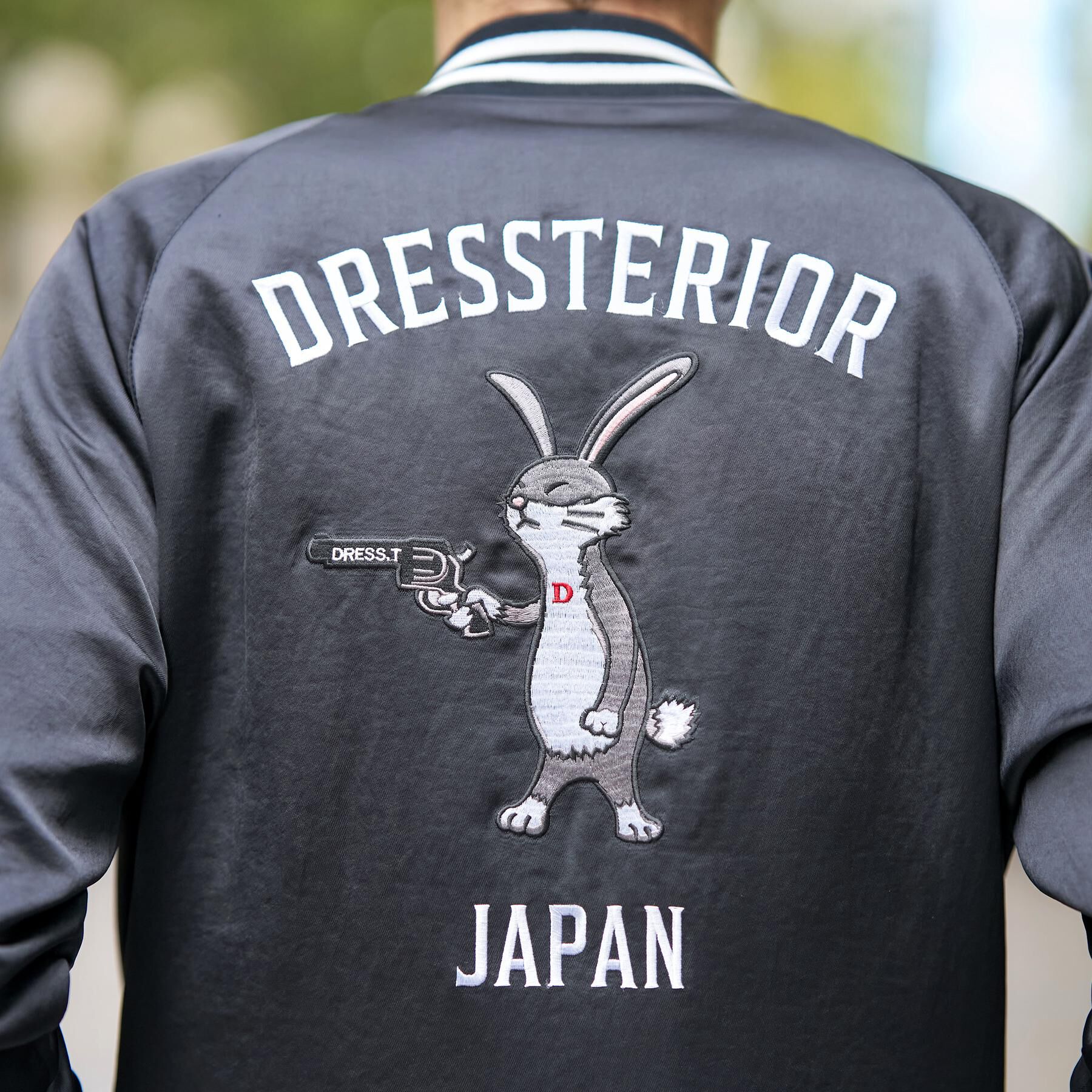 DRESSTERIOR「【MonoMax4月号掲載】ピストルラビット スカジャン」|ブルゾン・スタジャン|